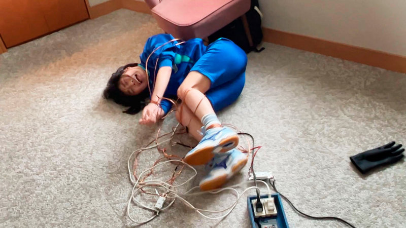 OMHD-019 通電ワイヤーショック洗脳実験 部活終わりの少女に電極巻き付け、瀕死寸前パブロフマインドコントロール。 佐野なつ