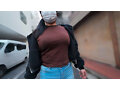 天然巨乳を揉む たゆんたゆんの豊満おっぱいをいろんな体勢にして着衣や生で揉みたくったり、吸い付いたり - 5