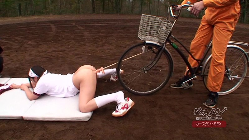 これがパラダイステレビの「バカAV」だ!!!~口裂け女!全裸美女の村!…他 画像8