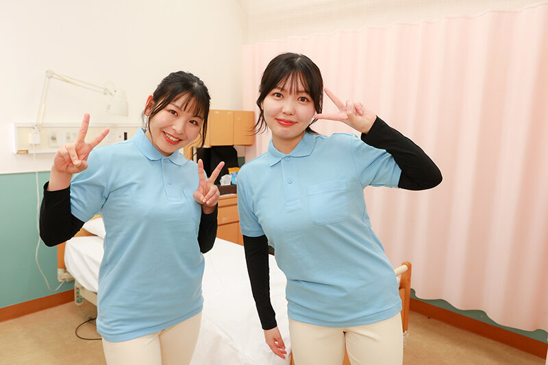 尿もれ改善トレーニング中に美人理学療法士がおっぱいを押しつけてくるので勃起が止まらない（9）