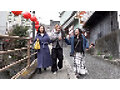 混浴温泉で義母とその妹に囲まれフル勃起した僕。欲求不満姉妹に朝まで搾り尽くされた秘密の一泊旅行 - サンプル 2