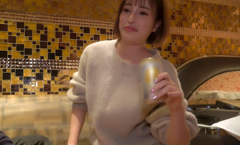 完全プライベート映像 100%スマイルで誰もが癒やされる 若宮はずきちゃんと初めての二人きりお泊まり 1枚目