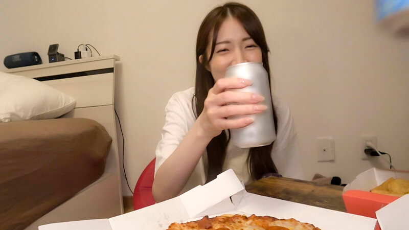中出し部屋呑みドキュメント SSSボディのエロ良いお姉さん あかね麗 画像9