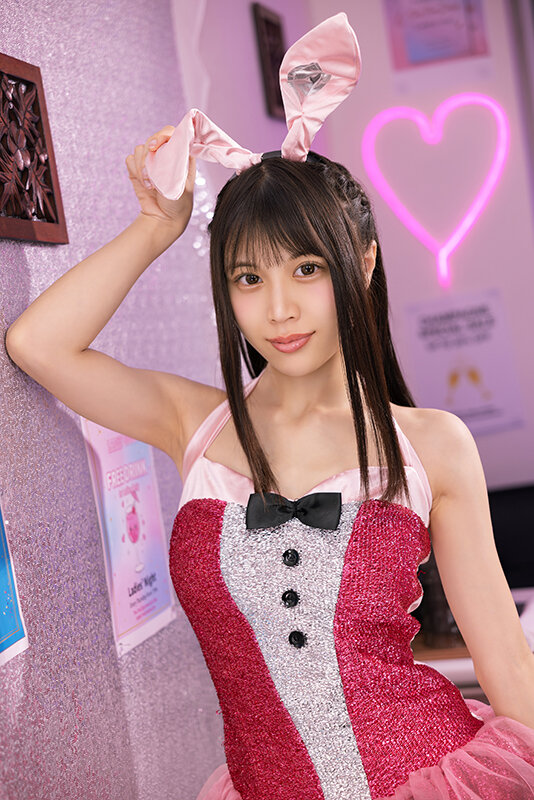 【VR】超絶美人なのにいつも塩対応な彼女は二人っきりになると甘えん坊！「大好き」連呼SEXで飽きるまで中出しさせてくれる 水原わこ【8K】