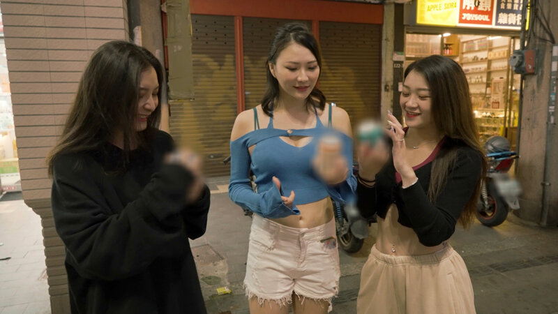 RATW-004 Taiwanese Alcoholic Girls With Bad Mood Come! Drink, Get Drunk, And Have Fun!