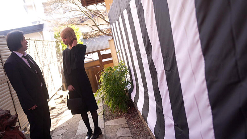 REAL-924 Part 1 - 30 minutes