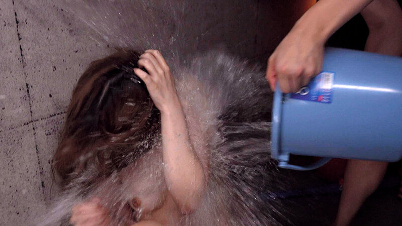 REAL-961 第 11 部分 - 90 分钟