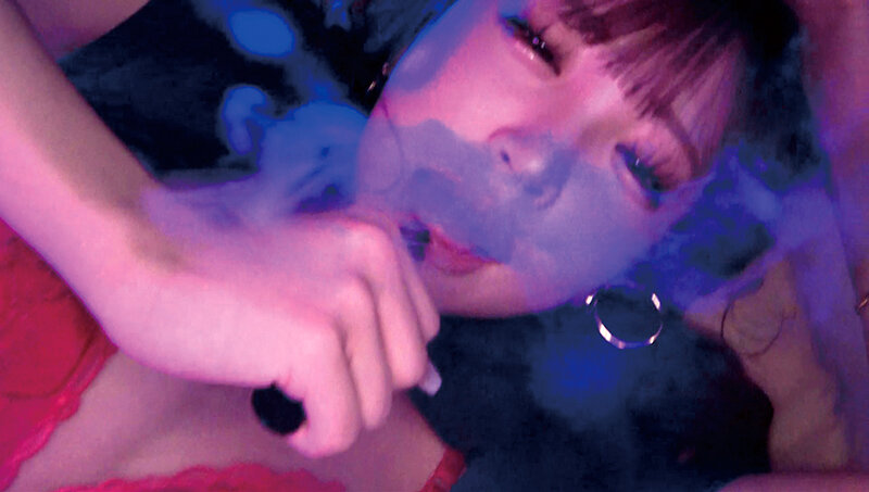 ドラッグ×首絞めSEX×ガンギマリ絶頂×快楽中毒 ジャンキー達の常軌を逸したパーティ映像が流出。@いつもの溜まり場 サンプル