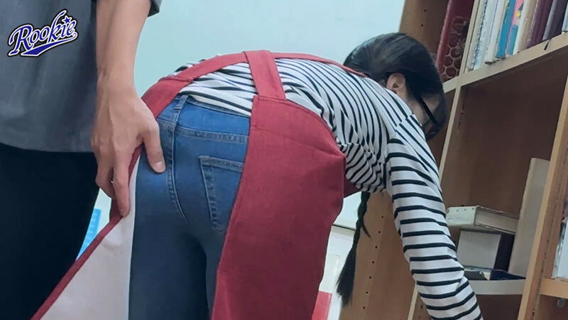 図書館で働く地味っこ眼鏡女子を館内痴●してレ●プ！イキ狂わせて完堕ち肉便器化 斉藤帆夏 サンプル