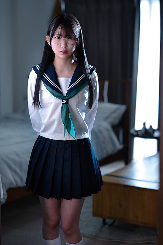 年齢の割に体の発育が遅い女子校生が未知の快楽に全身を震わせてアクメする媚薬漬け成長促進 南日菜乃 サンプル