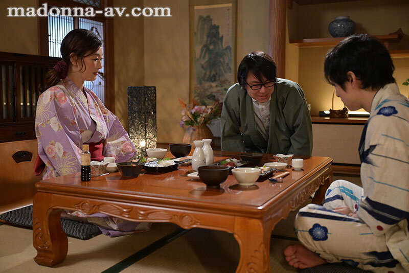 ROE-248 Bagian 3 - 52 minit