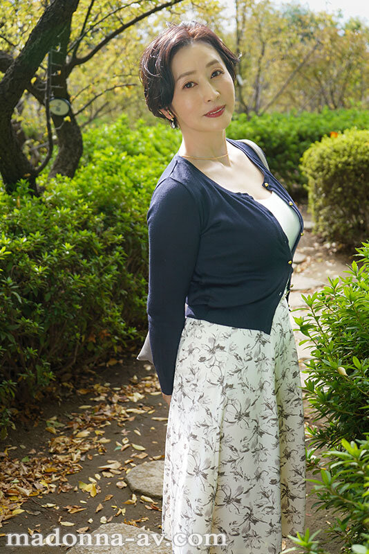 MONROE史上最年長 トップクラスのアラ還 木戸薫 56歳 AV DEBUT 若さじゃ出せないオトナの艶ー。 サンプル