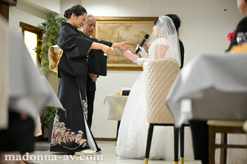 娘の幸せを見届けながら…。披露宴で娘婿に犯●れた母 永峰椿 出演:永峰椿 ハイビジョン・4K ★0 シーン1