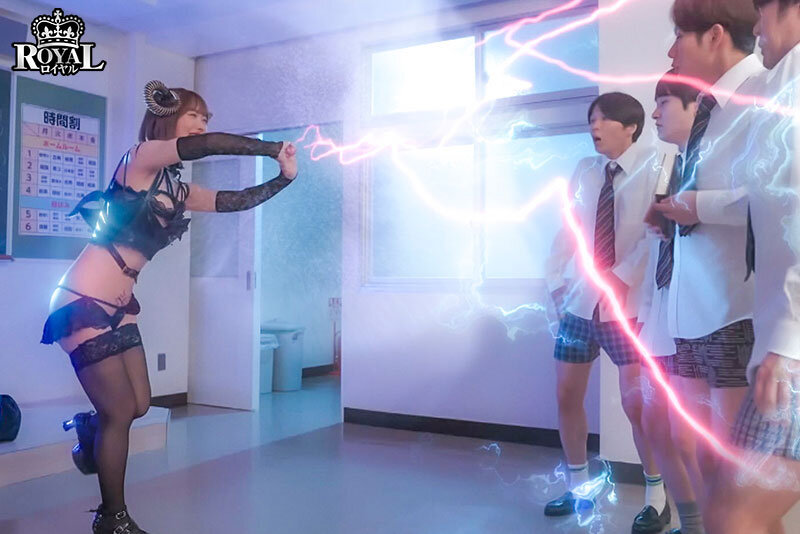 淫魔召喚 僕らの金玉カラッポにする美巨乳ボディの小悪魔サキュバス 小栗操