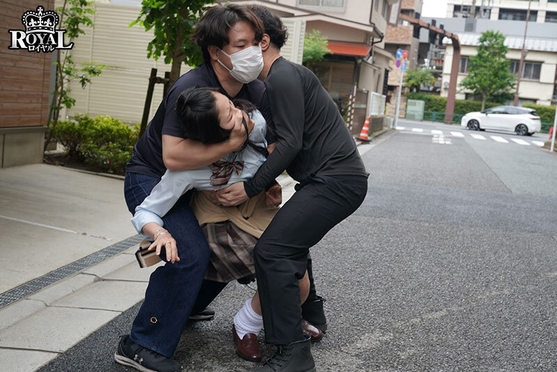 数年前に私を犯した男達が目の前に再び…ムショ帰り拷姦魔の串刺しW種付けプレスを朝から晩まで… 北野未奈 画像1