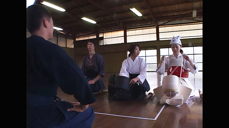 【AIリマスター】燃えよ剣 美熟女剣道姉妹の本番腰ひねり 画像1