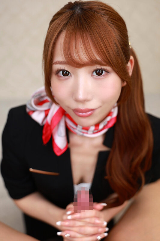 【VR】出張先のホテルを会社のお金で最高級の部屋にしたらサービスで付いてきた手コキが絶品の射精コンシェルジュ 尾崎えりか