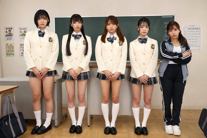 【VR】【KMPVR-彩-1，000タイトル突破記念版】果てたら負け！何度射精してもクラスの女子が目の色を変えて僕をイカせまくる学園SEXバトルロワイヤル 画像18