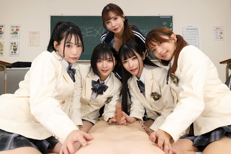 【VR】【KMPVR-彩-1，000タイトル突破記念版】果てたら負け！何度射精してもクラスの女子が目の色を変えて僕をイカせまくる学園SEXバトルロワイヤル 画像5