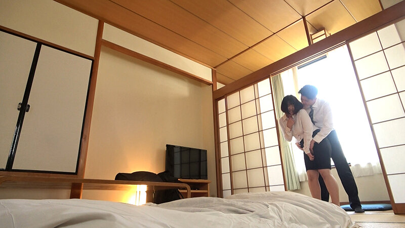 素人とパコパコ 訳あり アウトレット シングルマザー 薫子 画像1