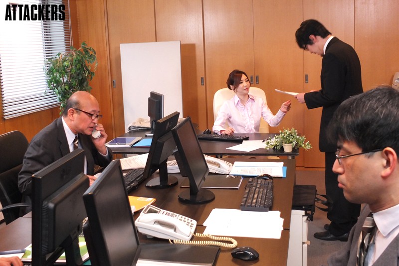 SHKD-744 Part 1 - 30 minutes