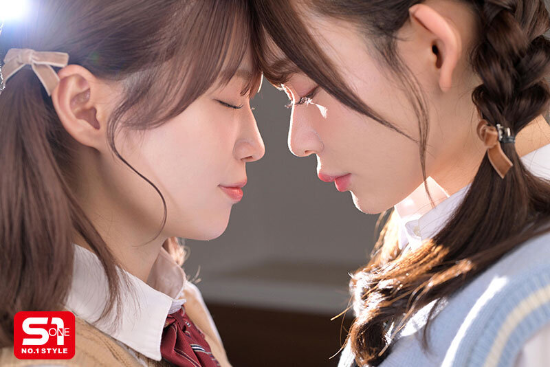 【VR】ななとほのか 双子姉妹パラダイス 親の再婚で同居することになった生意気で、大人びた、思春期の妹2人がロリコン陰キャなボクの人生を狂わせる 古川ほのか 未歩なな 4枚目