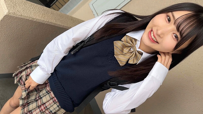 厳選美少女 素人ムクムクBEST 最高にエロい女子とSEXしまくり制服・中出し・極上フェラチオ ヌケる連続射精 超尺320分（SMCD-035） サンプル