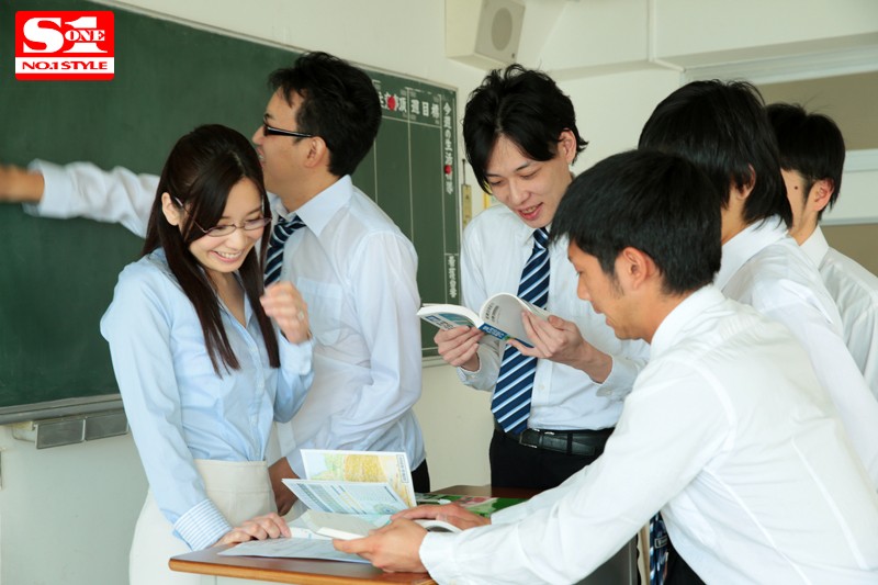 許して下さい。 人妻女教師の狂わされた貞操 庵野杏