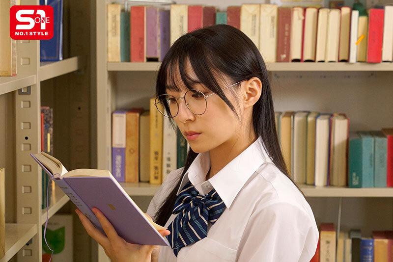 無口で大人しい女生徒になら何しても許してくれるっしょ。教師の俺は陰キャ可愛い図書委員を犯●てイカせまくった。 新木希空