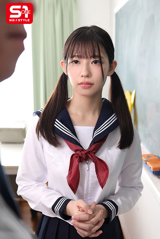 「先生ともっと一緒にいたいです…」 ウブな図書委員の雫のような美乳に我を失い何度も吐精してしまった担任教師 早坂奏音 13枚目