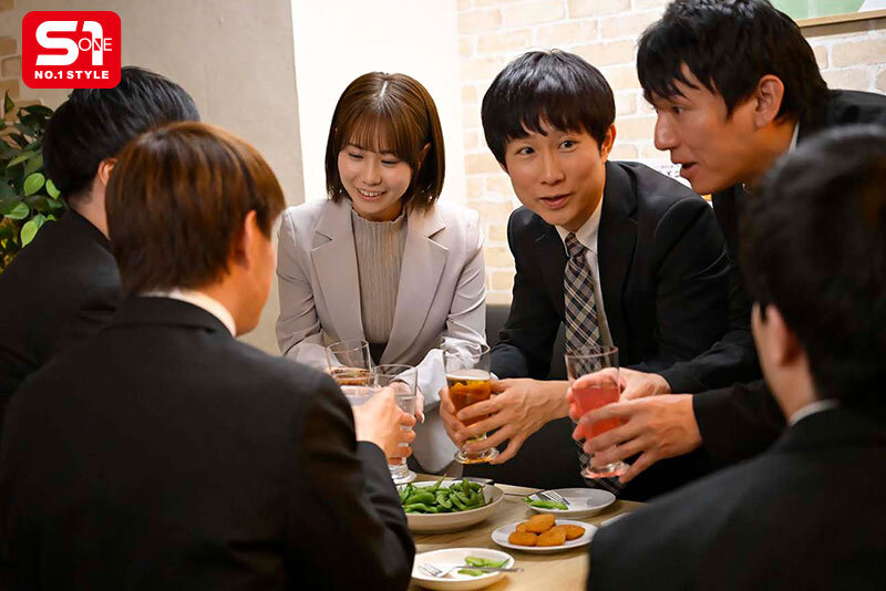 酔うと100％記憶失くす職場の後輩を毎日飲...のサンプル画像 3