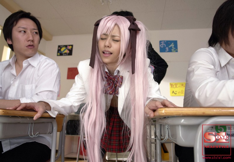 SOE-945 第 1 部分 - 30 分钟