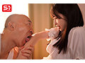 親戚おじさんの家に預けられた10代の私は気持ち悪いと思いながらカラダを舐められハメられていました。 白上咲花 