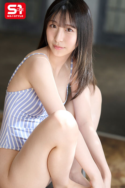 かわいいだけじゃだめですか?ダメです!!元美少女グラドルが、潮吹いて、大絶頂して、何度もイキまくる大痙攣アクメ 新木希空 1枚目