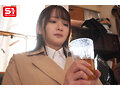 スケベに実った乳デカ不動産レディが俺のゴミ屋敷に訪問してきた。 鷲尾めい 