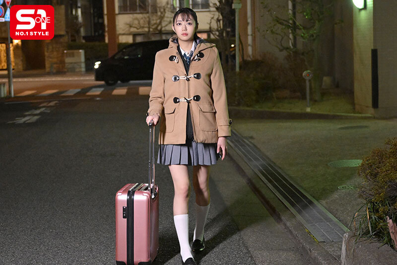 高身長の貧困女学生は小さいおじさん達に群がられ貪られ春を売る。 明日葉みつは 5枚目