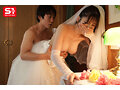 結婚式間近の花嫁、新郎との愛あるSEXよりも男性ウェディングプランナーから無理やり犯●れるほうがま●こビチャ濡れでイキまくる。 七ツ森りり 画像6