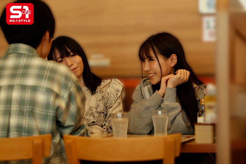 近い!近い!!近い!!!超至近距離で100%キスできる雰囲気を出してくる彼女のあざと妹 三田真鈴 2枚目