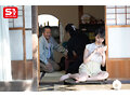 田舎帰省で大嫌いな叔父宅に一人で泊めさせられた姪っ子…手を出してきたロリコンおじさんのキモち●ぽと少女ま●こがまさかの相性抜群！！2日2晩の絶倫汗だく大性交 糸井瑠花
