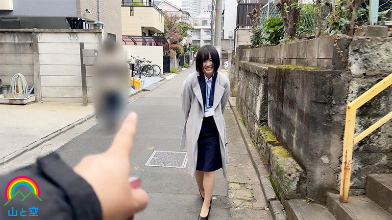 【プレイバック】リモバイ不動産 地方から上京してきた真面目すぎるちっぱい女子社員 乃々瀬あい(21)真っ直ぐすぎる性格なので営業成績アップできると羞恥メロメロな提案に即答OK 都内リモバイ トイレフェラ体験 内見野外SEXで限界羞恥!【アウトレット】 画像3