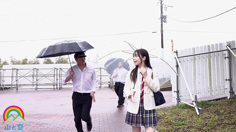 実写版 生徒会長は真性露出狂 天馬ゆい 画像2