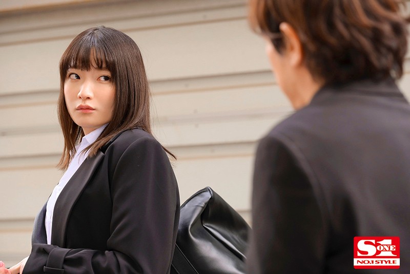 SSIS-043 パート 1 - 30 分