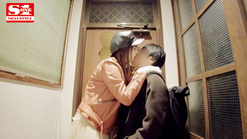 SSIS-777 第 1 部分 - 30 分钟