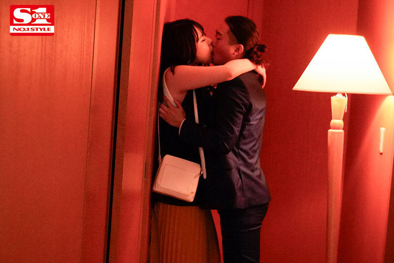 SSIS-945 Bagian 1 - 30 minit