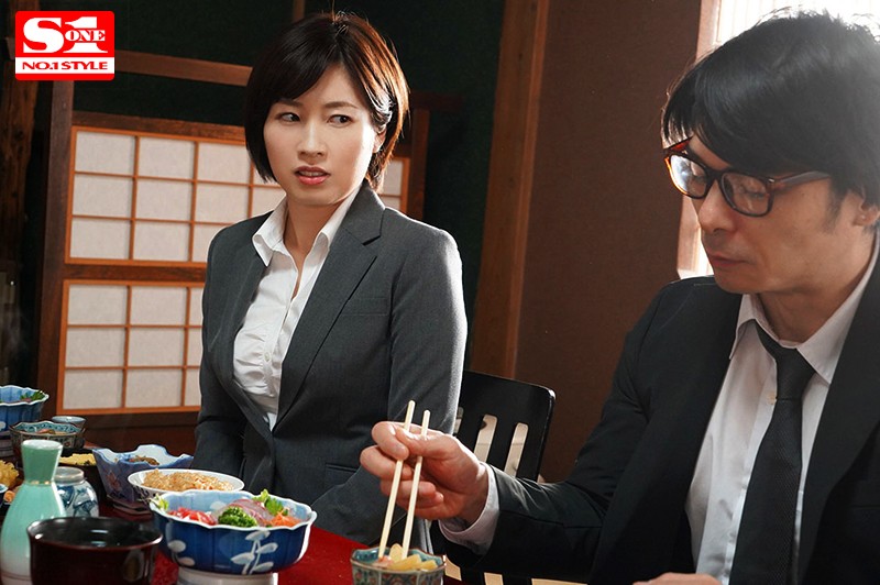 SSNI-815 第 1 部分 - 30 分钟