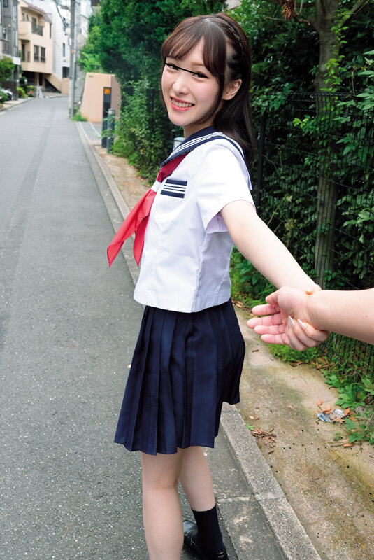 おじさん、私とエッチしませんか?出会ってすぐのキス好きセーラー服美少女即ハメ中出し性交 画像6