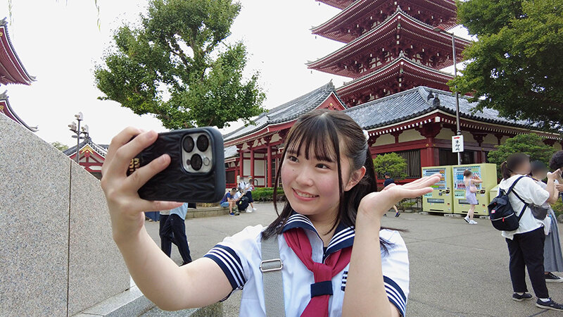 ド田舎から東京にやってきた修学旅行生と24時間貸し切りエロ授業 みさきちゃん編 - Image 3