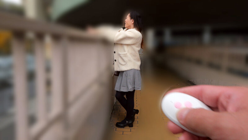 恥辱、陵●、とびっこ装着・繁華街デート！～オトコノ娘編～4 鈴白めいか サンプル