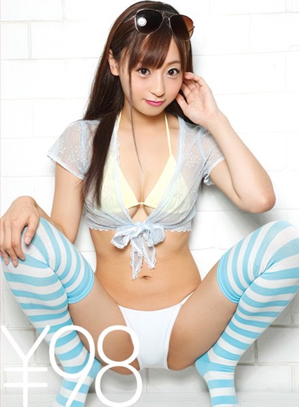 【特価】グラドルすみれちゃんの連続イキ＆大量潮吹きの痴態でシコれ！正常位でイカされると手マンで激イキ大量潮吹き！立ちバックでもイカされ背面騎乗でイクと、手マンで激イキ潮吹き。寝バックでもイカされ手マンで潮吹き。最後はしっかりイカされて顔射＆お掃除フェラ。