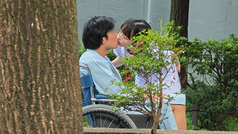 大好きだった幼馴染の看護師は患者にまわされていました。小島みこ 画像14